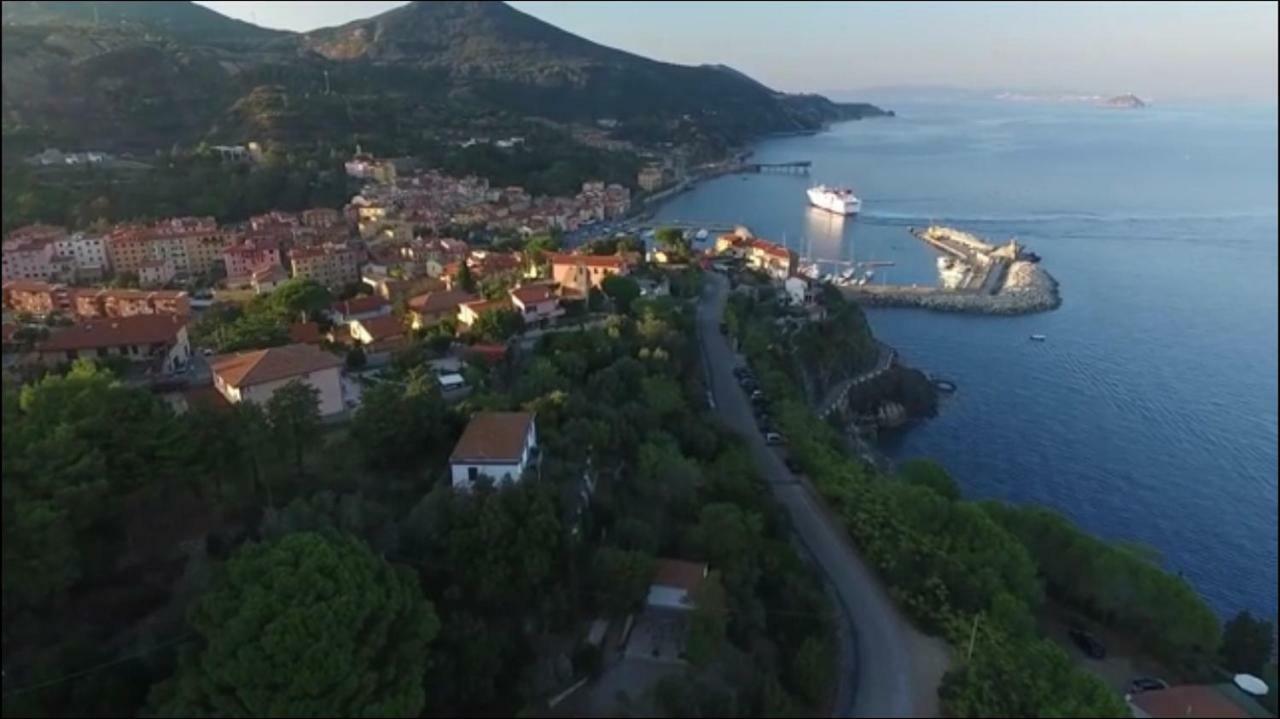 Appartamenti Estivi Anna E Pino Rio Marina Luaran gambar